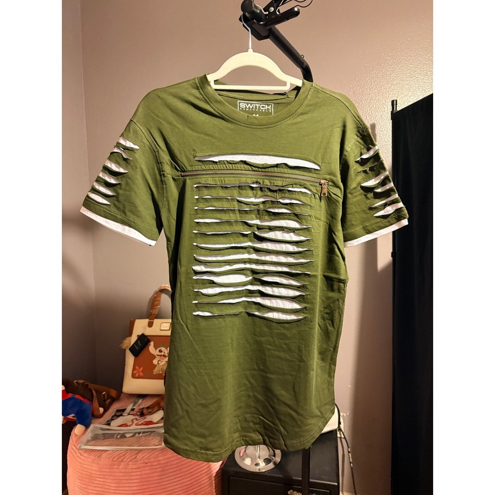 Switch Remarkable Mens Distressed T-Shirt Olive Green Zipper Detail Size L NWT